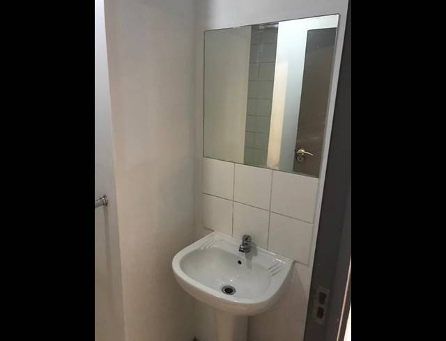 2 BEDROOM APARTMENT FOR SALE IN WYNBERG